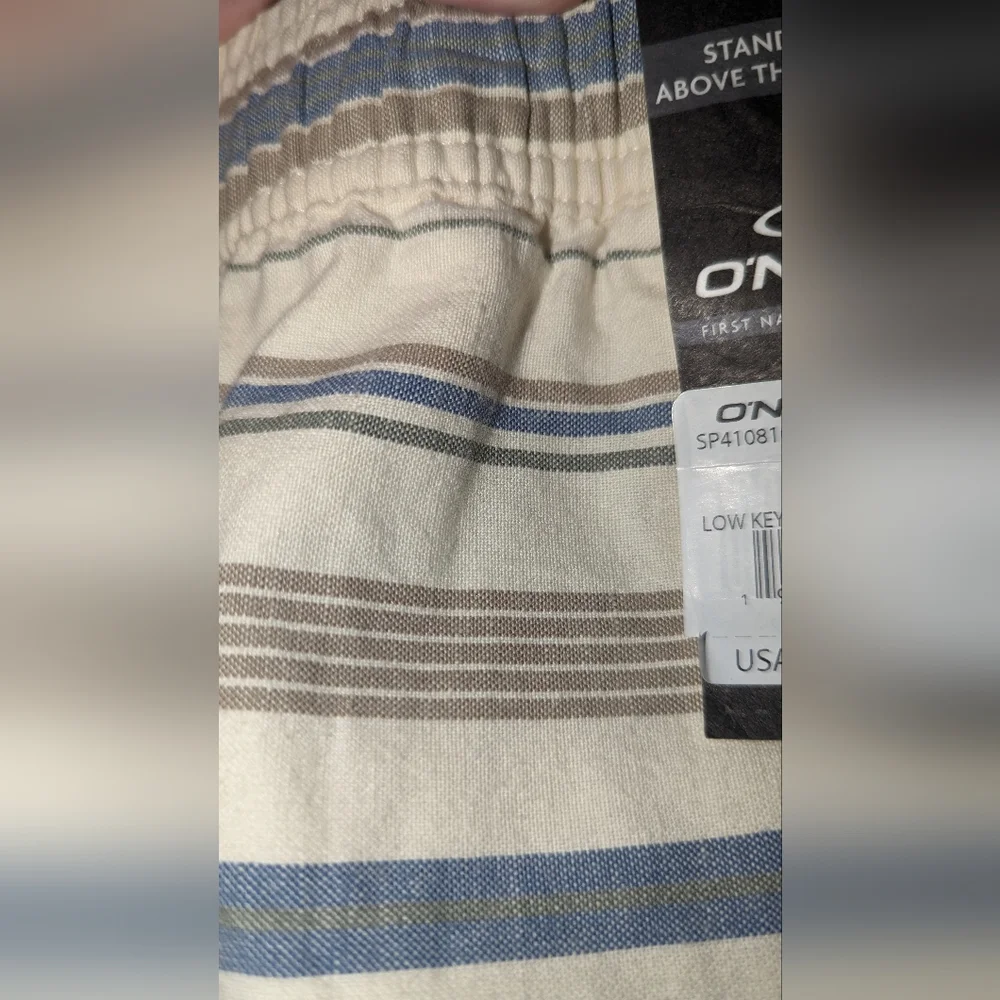 NWT, O'Neill Low-Key Striped Shorts -Elastic Waist - Men's Size XL - Picture 6 of 6